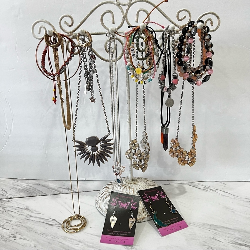 Lot Bundle DIY Jewelry 55 PCS. Bracelets Neckless Rings Earrings